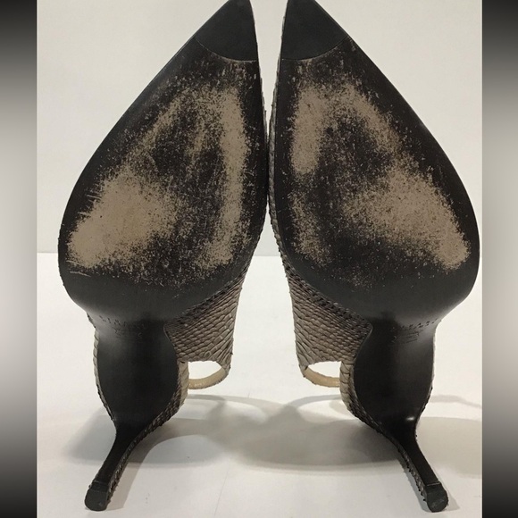 Women’s Stuart Weitzman Snake Print Slingback Heels Size 6.5M - Picture 6 of 7